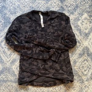 Lululemon Close to Crossing Long Sleeve *Rulu
Camo Jacquard Black Lunar Rock